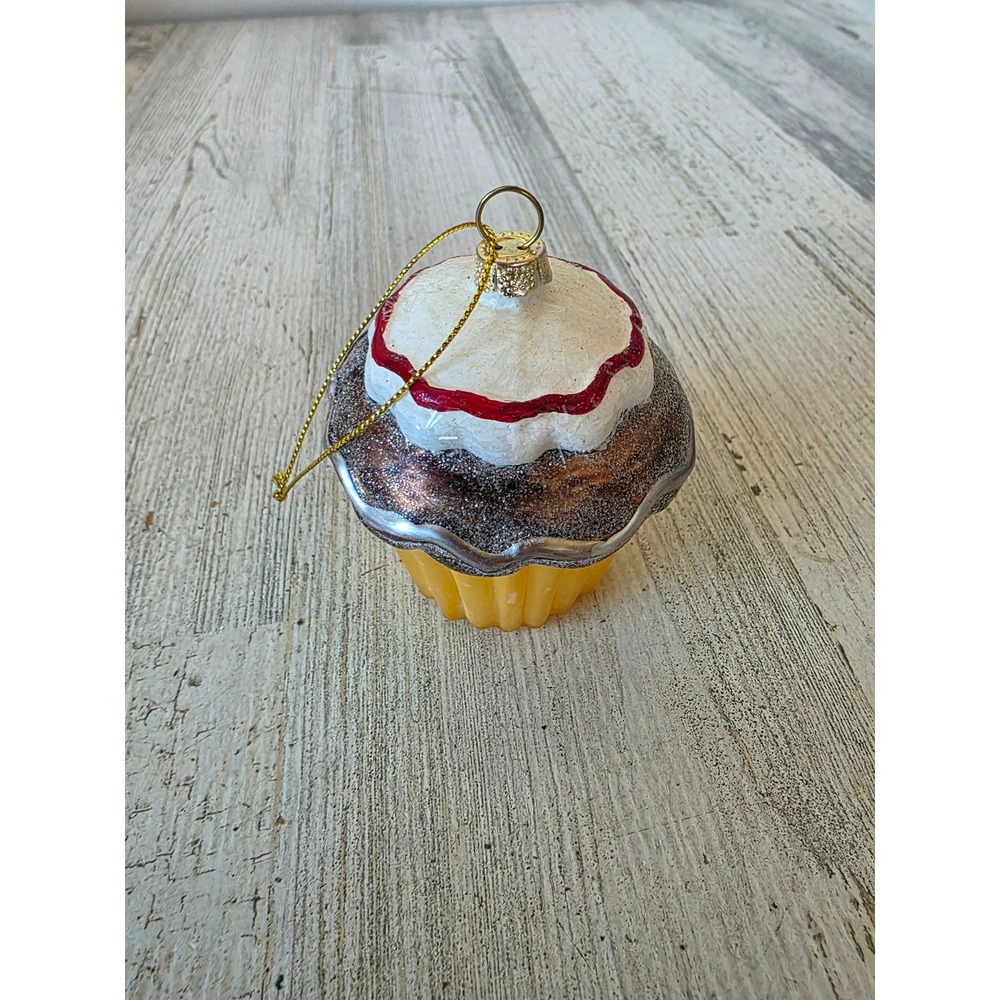 Glass cupcake bakery food suites glass ornament Xmas tree